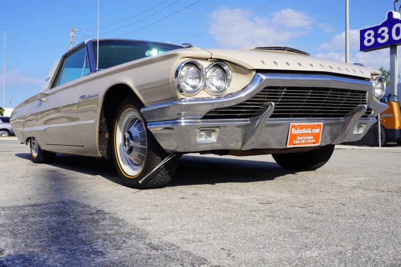 1964 Ford Thunderbird