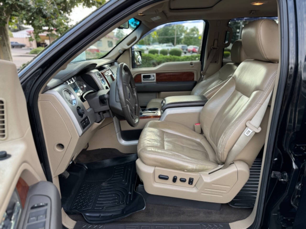 2009 Ford F-150 for sale at Carz Connect LLC in Portland, OR