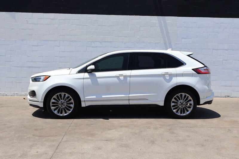 2020 Ford Edge Titanium