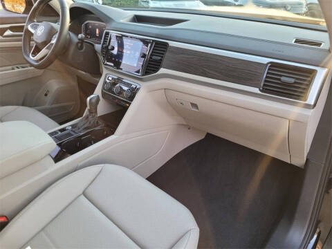 2023 Volkswagen Atlas V6 SE