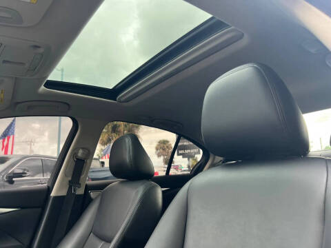 2022 Infiniti Q50 Luxe