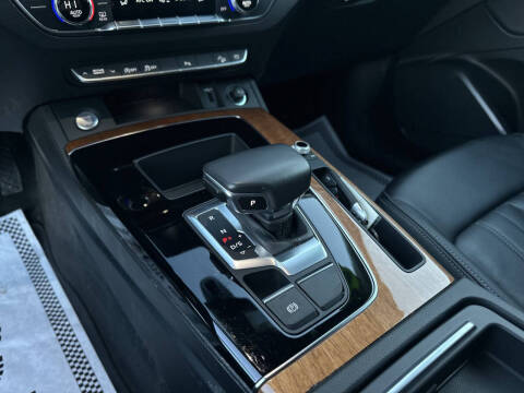 2021 Audi Q5 quattro Premium 45 TFSI