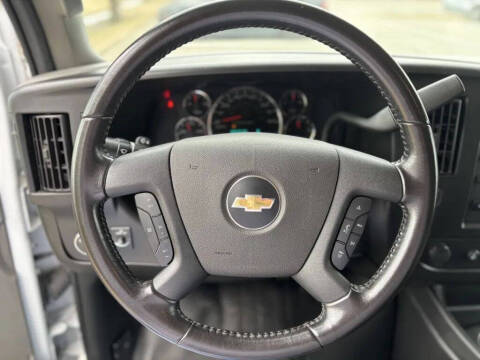 2023 Chevrolet Express 2500