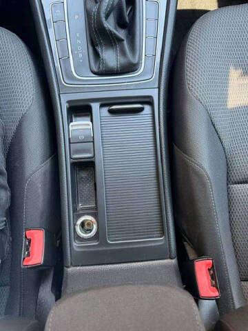 2019 Volkswagen e-Golf SE