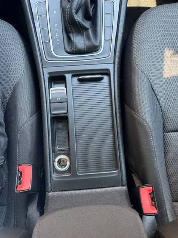 2019 Volkswagen e-Golf SE