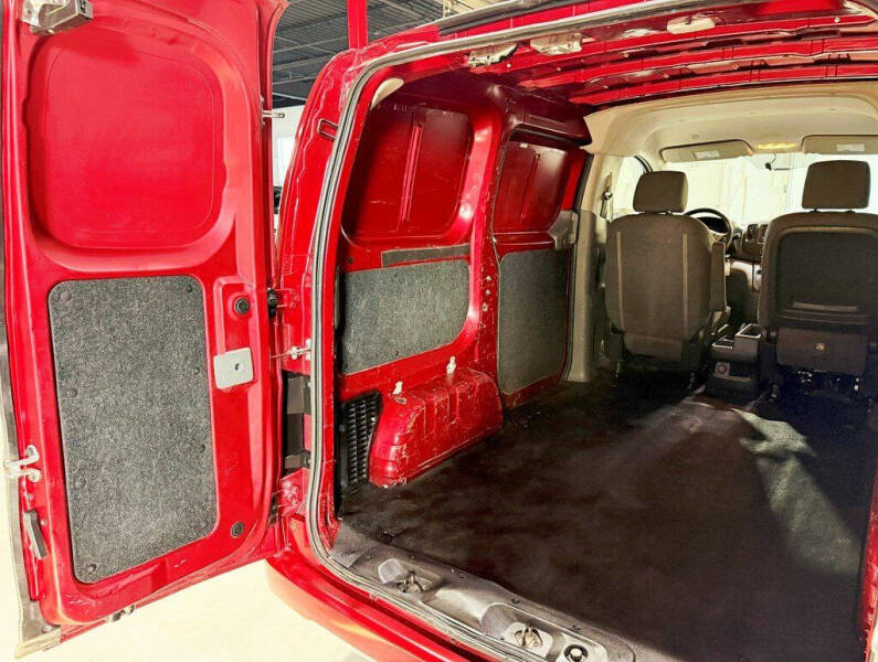 2019 Nissan NV200 SV