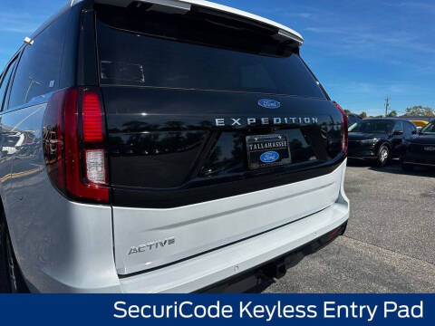 2025 Ford Expedition Active