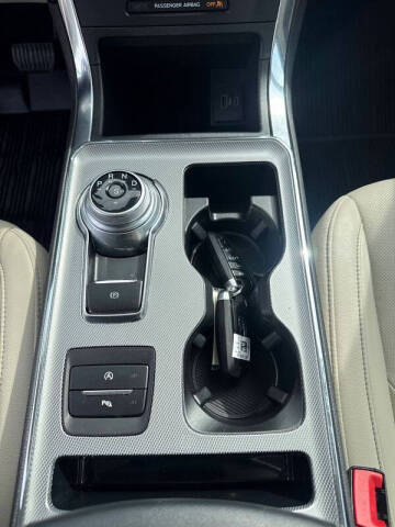 2022 Ford Edge Titanium