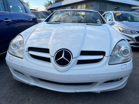 2005 Mercedes-Benz SLK for sale at Plus Auto Sales in West Park FL