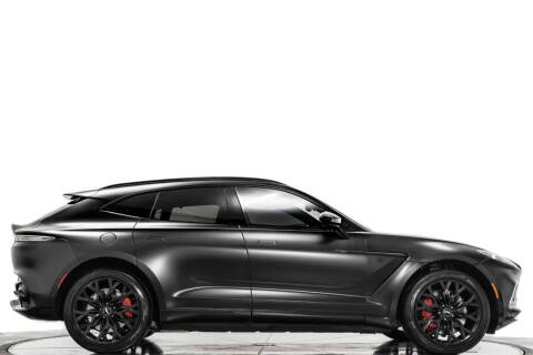 2021 Aston Martin DBX