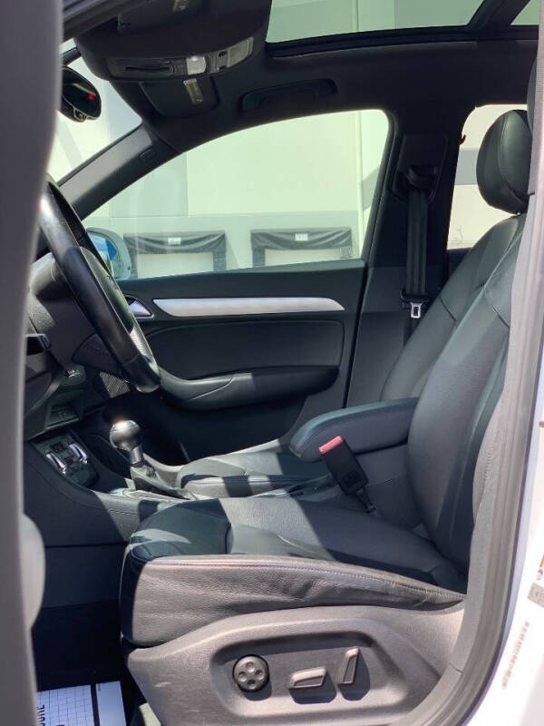 2015 Audi Q3 2.0T Premium Plus