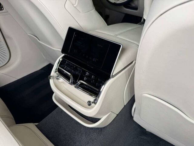 2022 Bentley Flying Spur V8