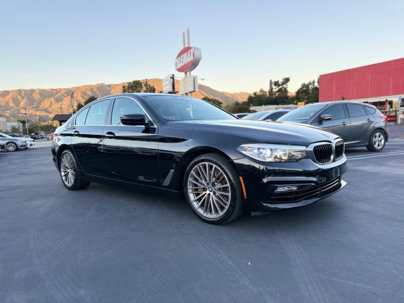 2018 BMW 5 Series 530e's photo