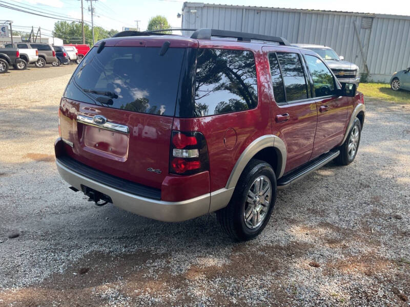 2009 Ford Explorer Eddie Bauer photo 29