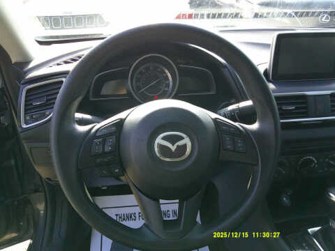 2015 Mazda MAZDA3 i Sport
