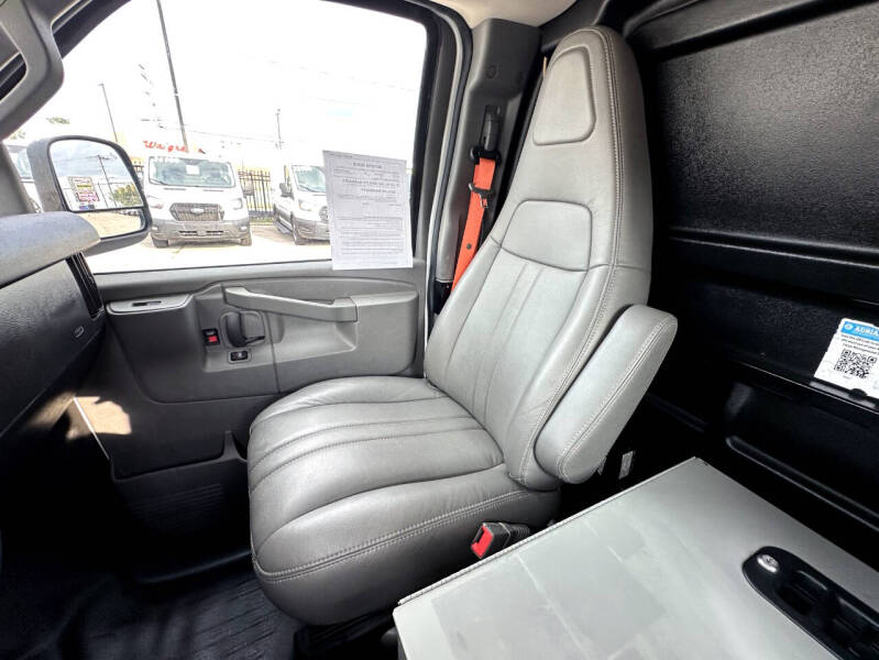 2019 Chevrolet Express 2500