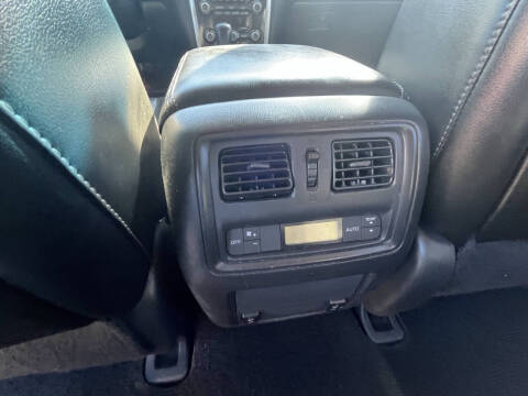 2013 Nissan Pathfinder SL