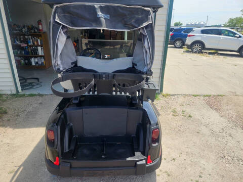 2020 E-Z-GO RXV Lithium