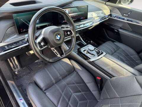 2024 BMW 7 Series 740i
