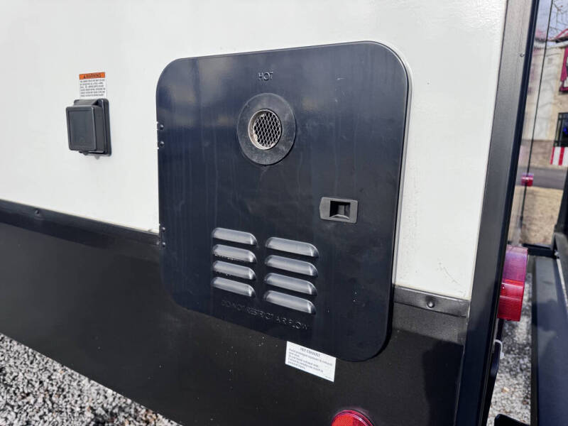 2024 Forest River ARTIC WOLF