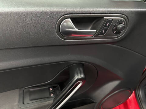 2019 Volkswagen Beetle 2.0T S