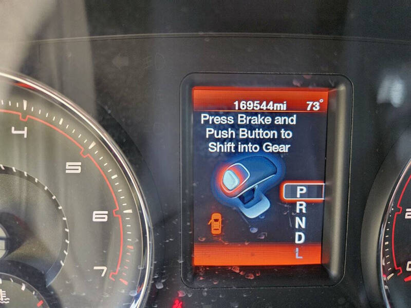 2012 Dodge Charger SE