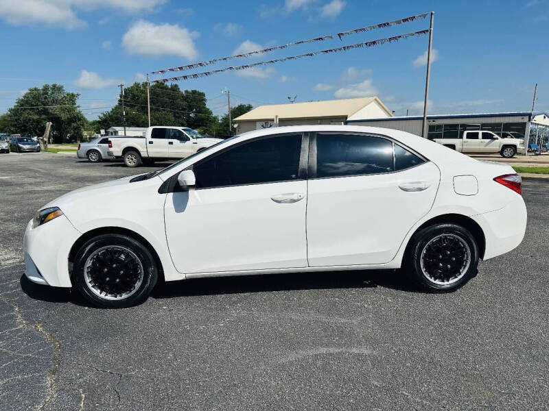 2016 Toyota Corolla LE