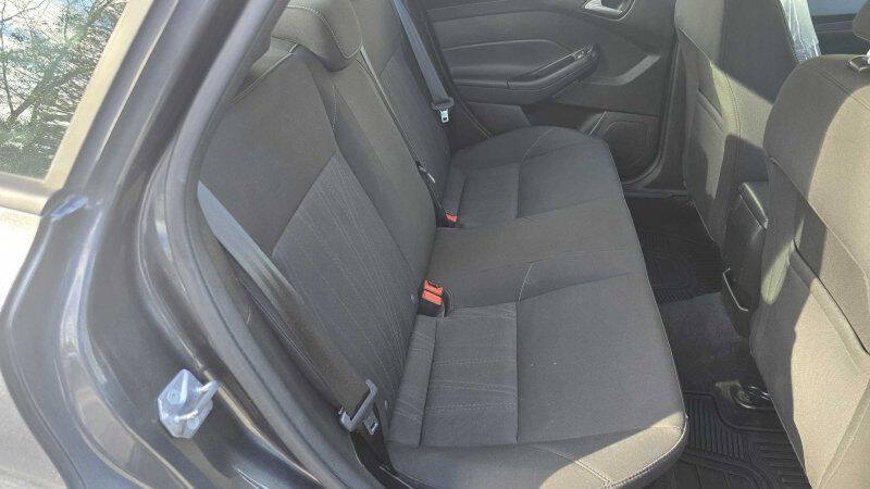 2017 Ford Focus SE