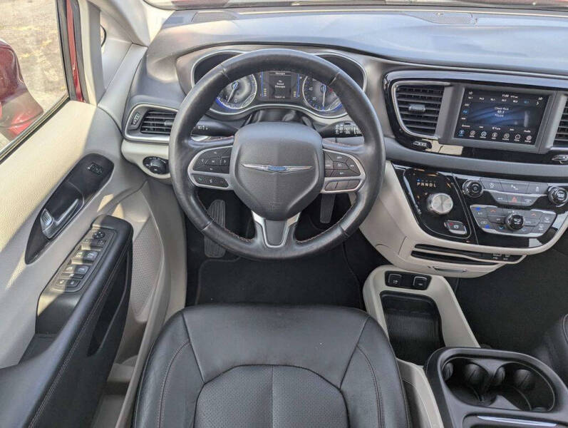 2020 Chrysler Pacifica Touring L