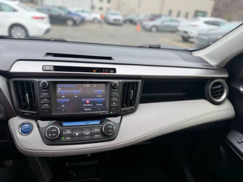 2017 Toyota RAV4 Hybrid