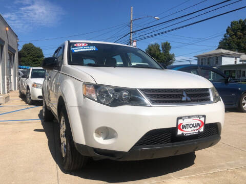 2007 Mitsubishi Outlander for sale at Intown Auto Mart in Erie PA