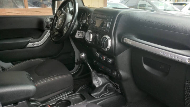 2015 Jeep Wrangler Sahara