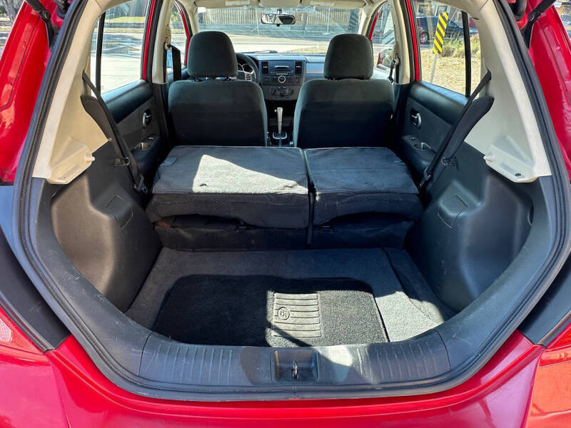 2012 Nissan Versa 1.8 S