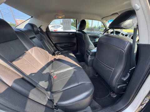 2010 Chrysler 300 Touring