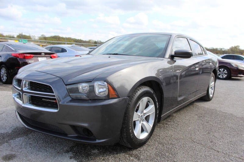 2013 Dodge Charger SE photo 6