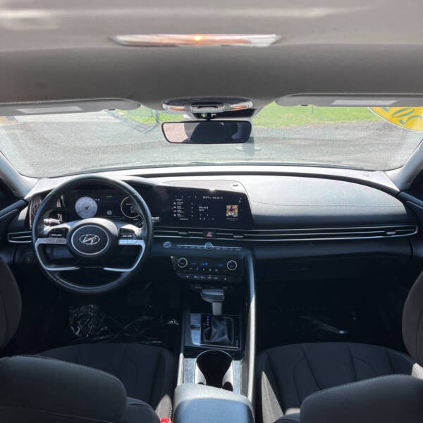 2023 Hyundai Elantra