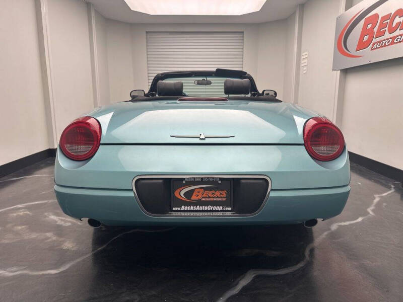 2002 Ford Thunderbird Deluxe