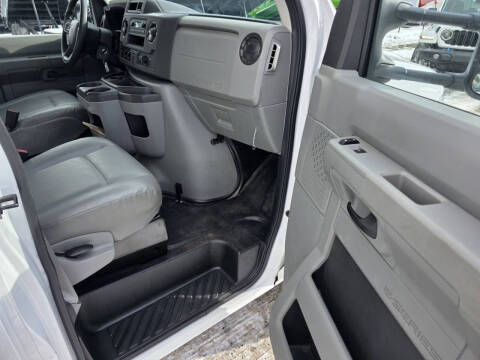 2023 Ford E-Series E-350 SD