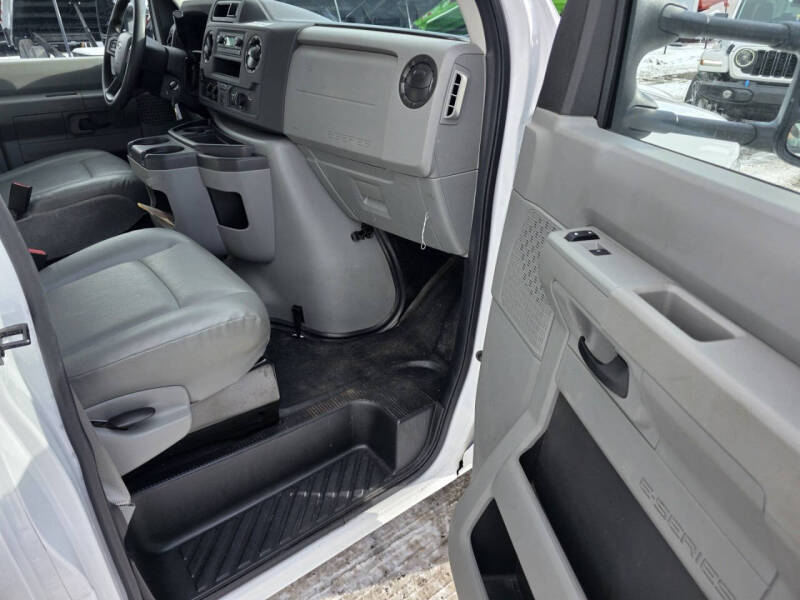 2023 Ford E-Series E-350 SD