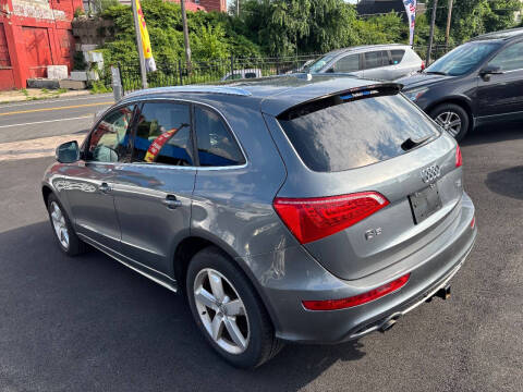 2012 Audi Q5 3.2 quattro Premium Plus