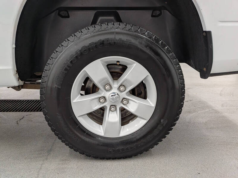 2016 RAM 1500 SLT