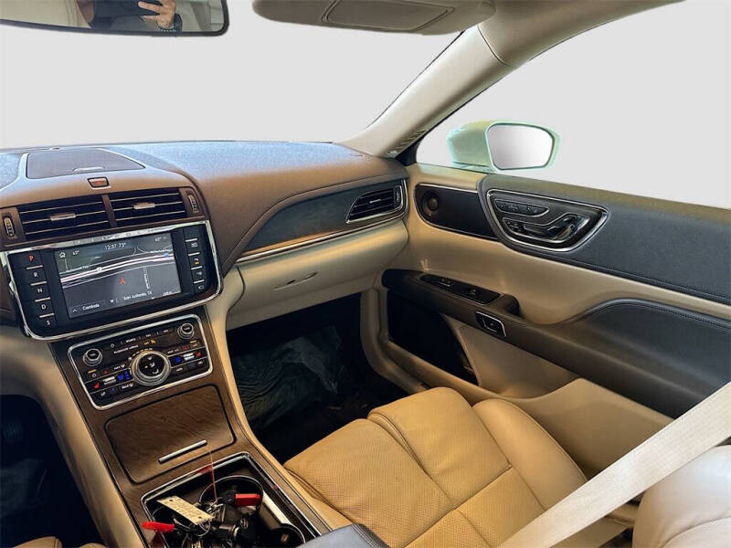 2020 Lincoln Continental Reserve