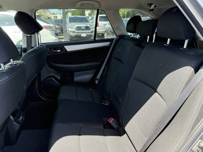 2018 Subaru Outback 2.5i Premium