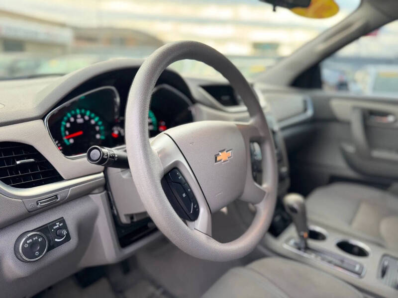 2016 Chevrolet Traverse LS