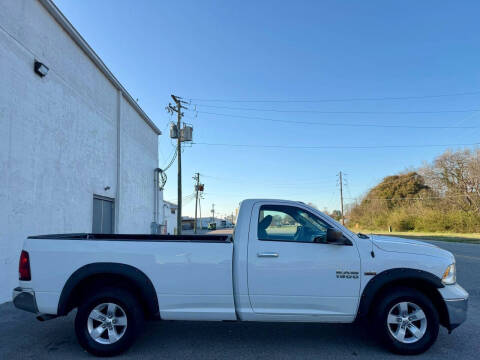 2015 RAM 1500 SLT