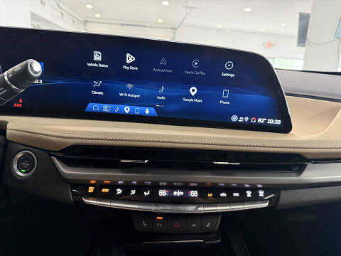 2024 Cadillac XT4 Luxury