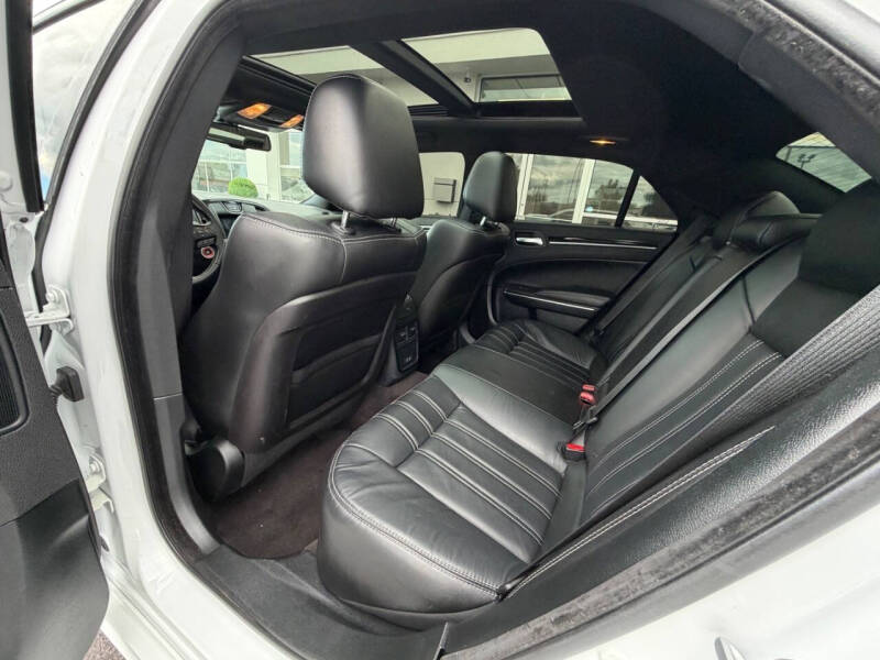 2017 Chrysler 300 S