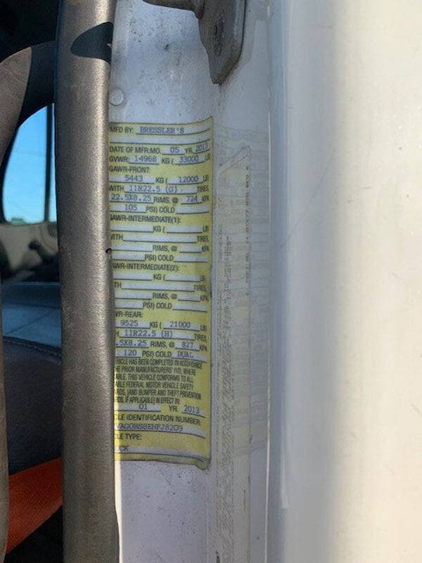 2014 Freightliner 108 SD