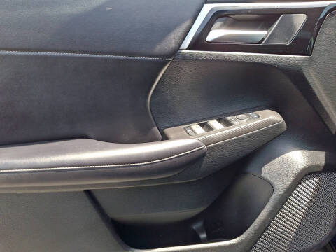 2025 Mitsubishi Outlander PHEV SE