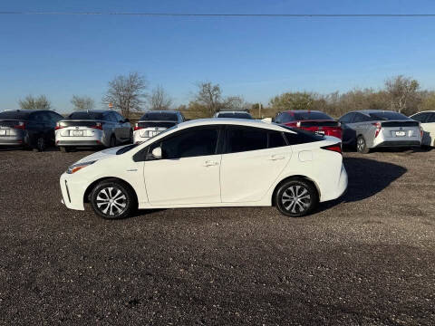 2022 Toyota Prius LE